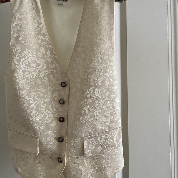 iCE brand vest, size: S, color: cream - Picture 5 of 5